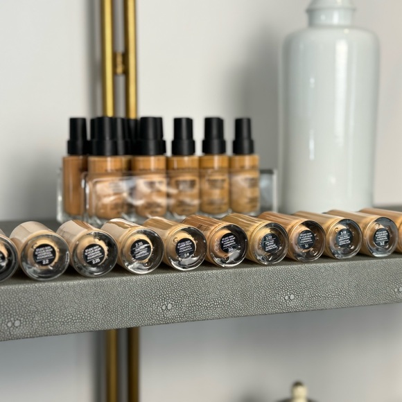 SMASHBOX - STUDIO SKIN 24 HOUR HYDRA FOUNDATION. MANY SHADES AVAIL - Picture 8 of 9